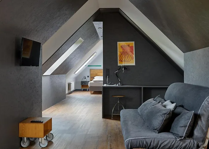 Hotel Underdog 3*